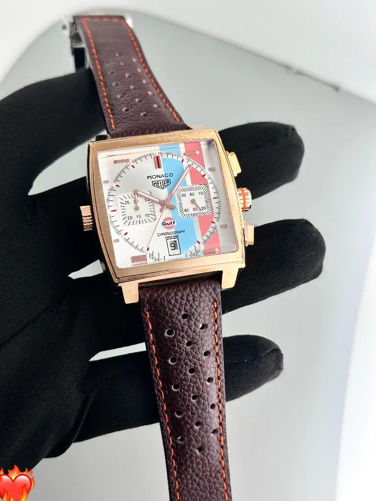 A sporty TAG Heuer chronograph equipped bezel reflects its roots in the pits and paddocks of motor-racing.